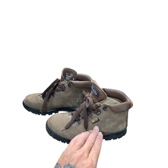 Vasque Womens Gore-Tex Brown Leather Ankle Boots Size 7.5N SKU 9176 - Picture 3 of 15